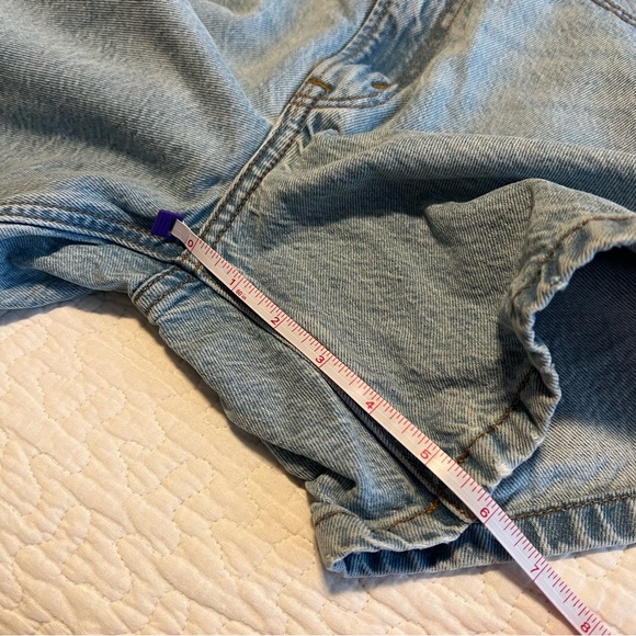 Abercrombie & Fitch The Loose Short High Rise Light Wash Shorts 25/0 - Picture 10 of 10